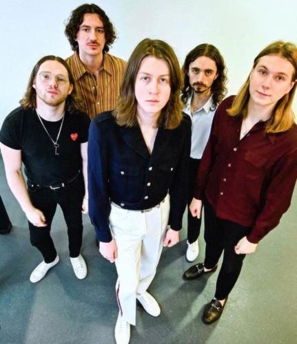 Congratulations to Blossoms achieving number one in the album charts with ‘Foolish Loving Spaces’. Tom’s military jacket supplied by Kuhl Vintage.